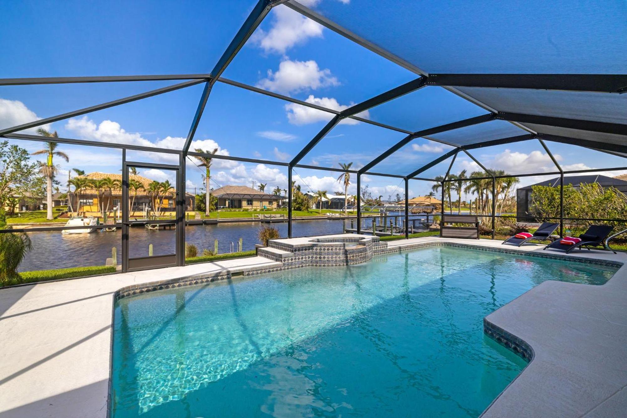 Fully Remodeled Electric-Heated Pool Home On Gulf-Access Canal - Villa Sunny Cape Coral Esterno foto