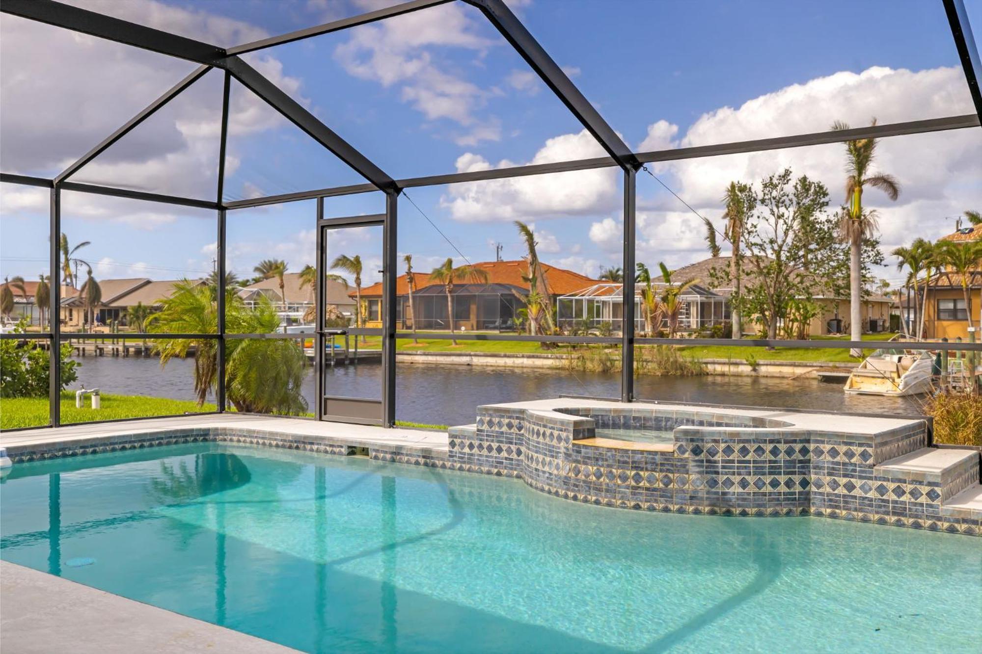 Fully Remodeled Electric-Heated Pool Home On Gulf-Access Canal - Villa Sunny Cape Coral Esterno foto